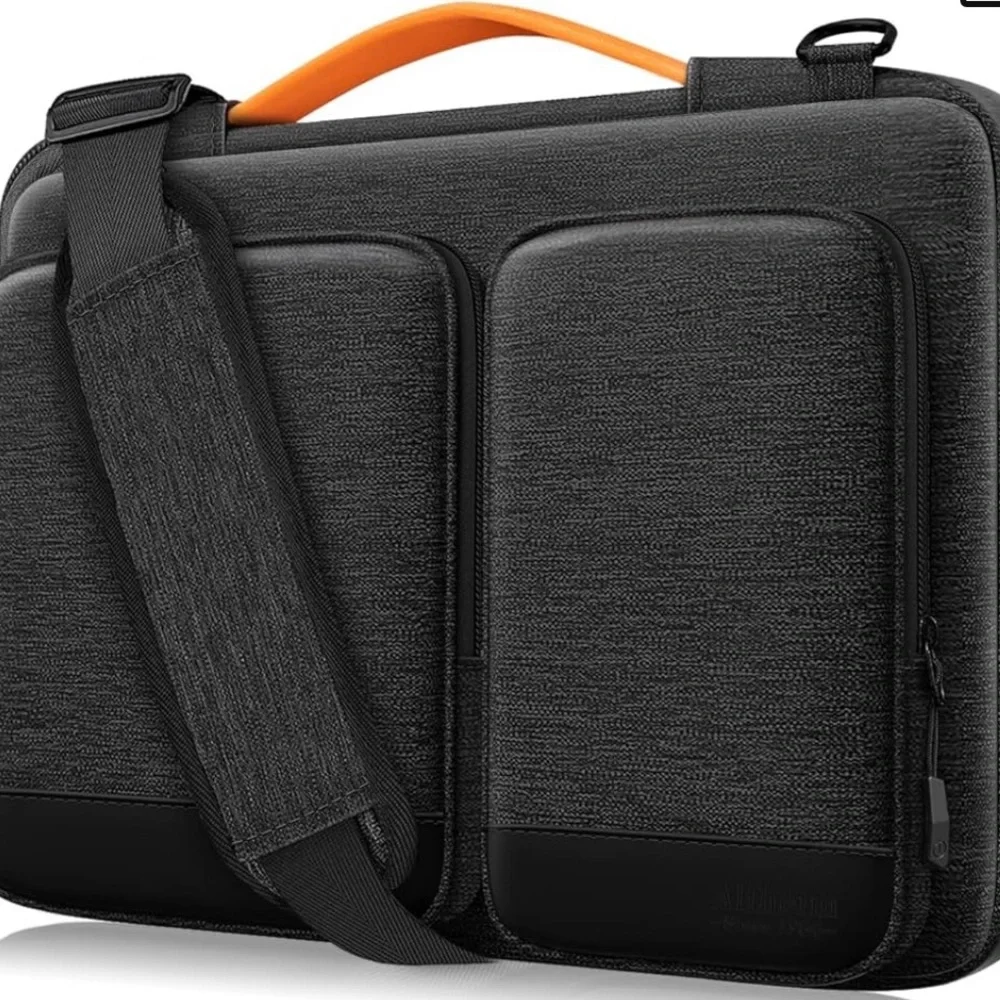BRAND NEW ALFHEIM BRAND 15x6x16 INCH WATERPROOF LAPTOP SHOULDER BAG